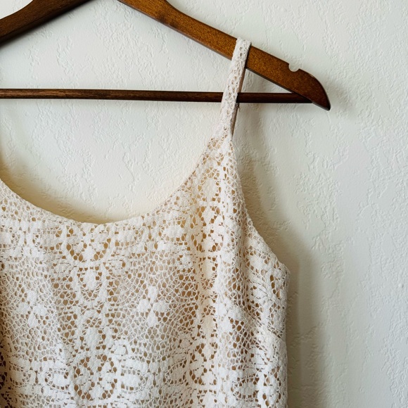 Cabi | lace tiered tank top - Picture 2 of 3
